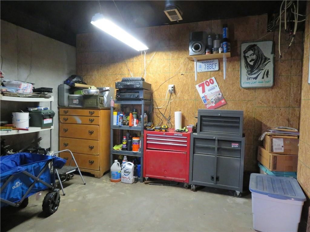 410 S Hospital Drive — photo 21