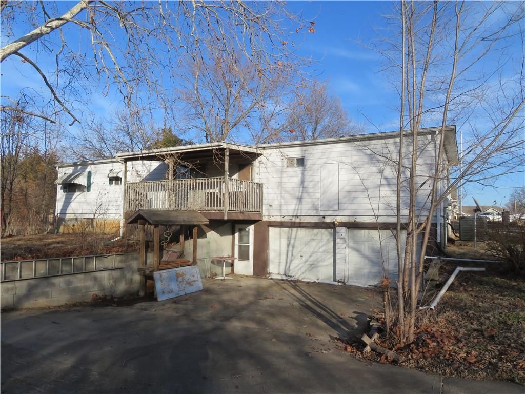 410 S Hospital Drive — photo 24