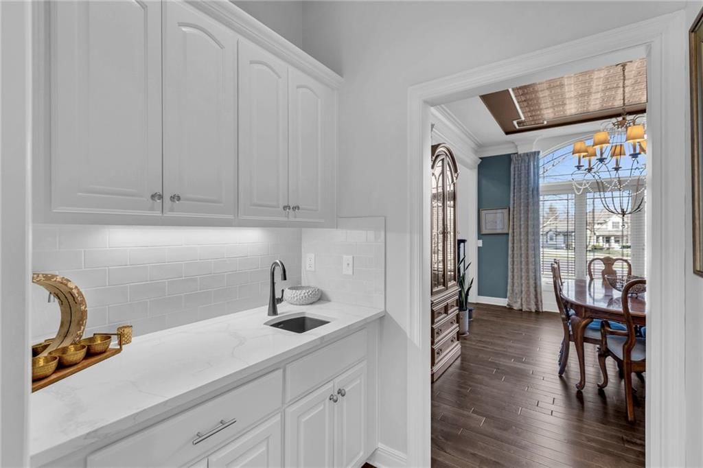 16408 Rosewood Street — photo 26