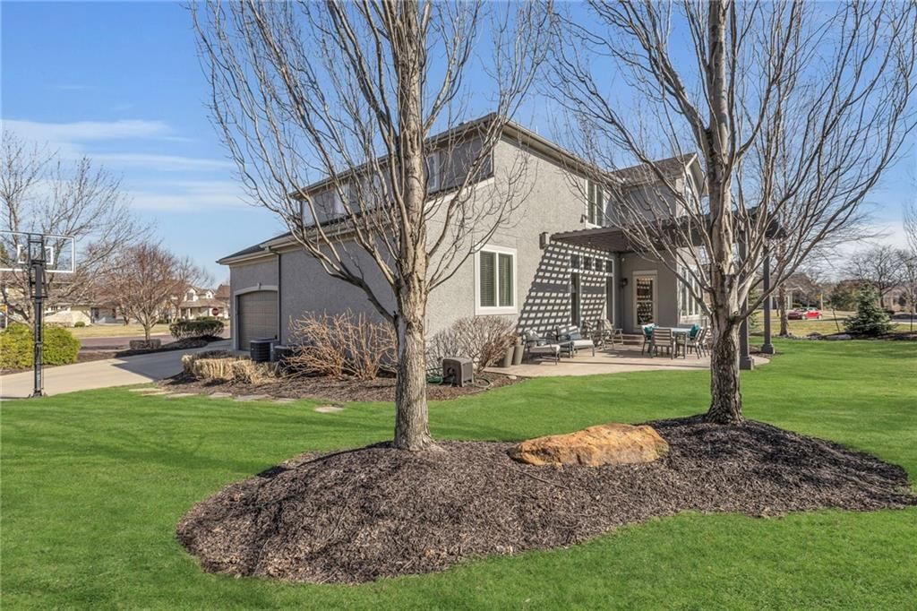 16408 Rosewood Street — photo 64