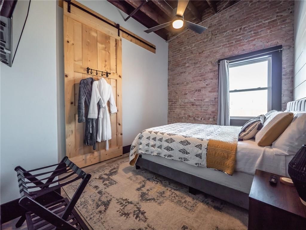 220 N Main Street — photo 11