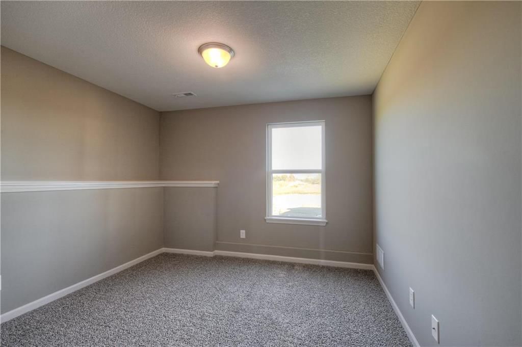 6009 NE 118th Terrace — photo 12