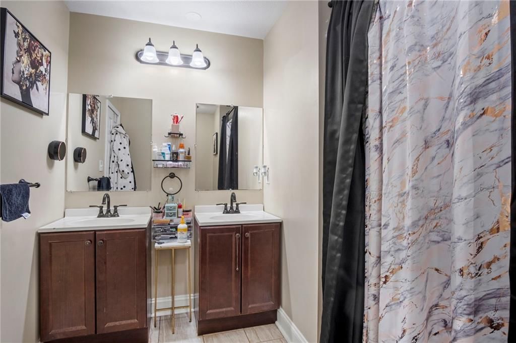 2707 Wilson Avenue — photo 11