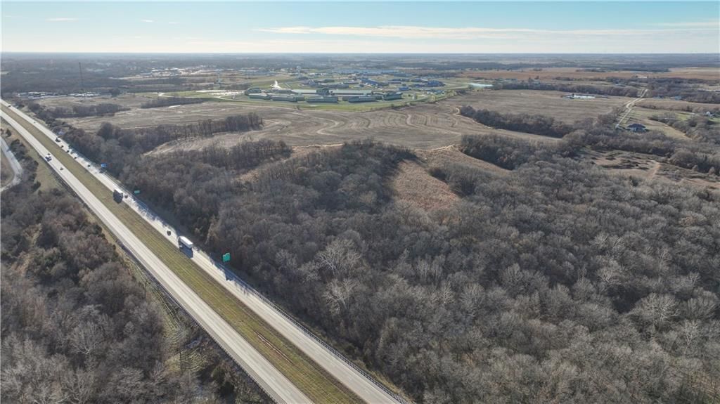 215.07 acres Rogers & Pence Road — photo 13