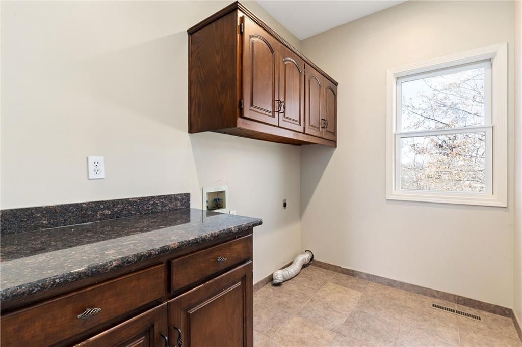 18130 Windsor Drive — photo 24