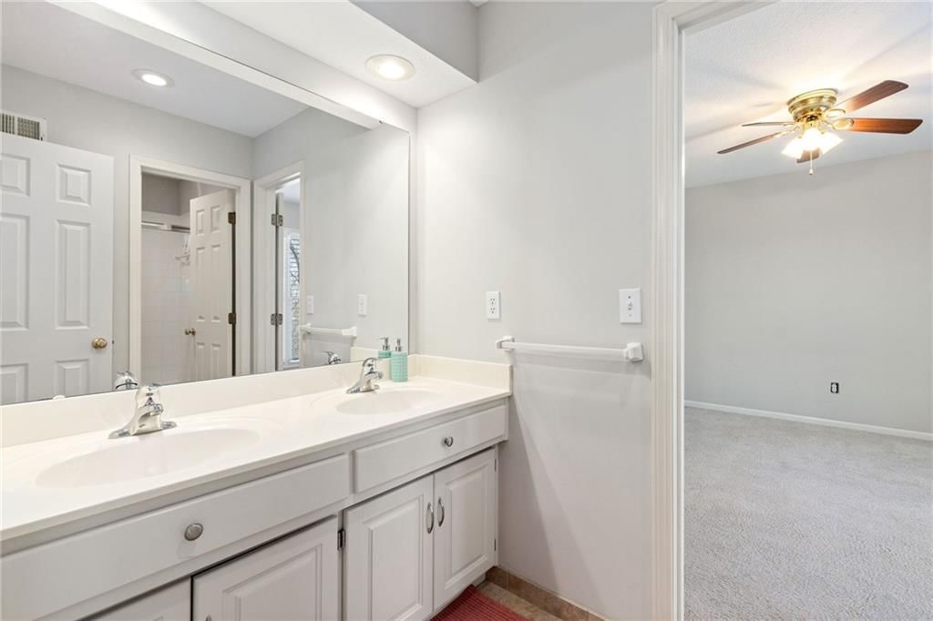 18130 Windsor Drive — photo 37