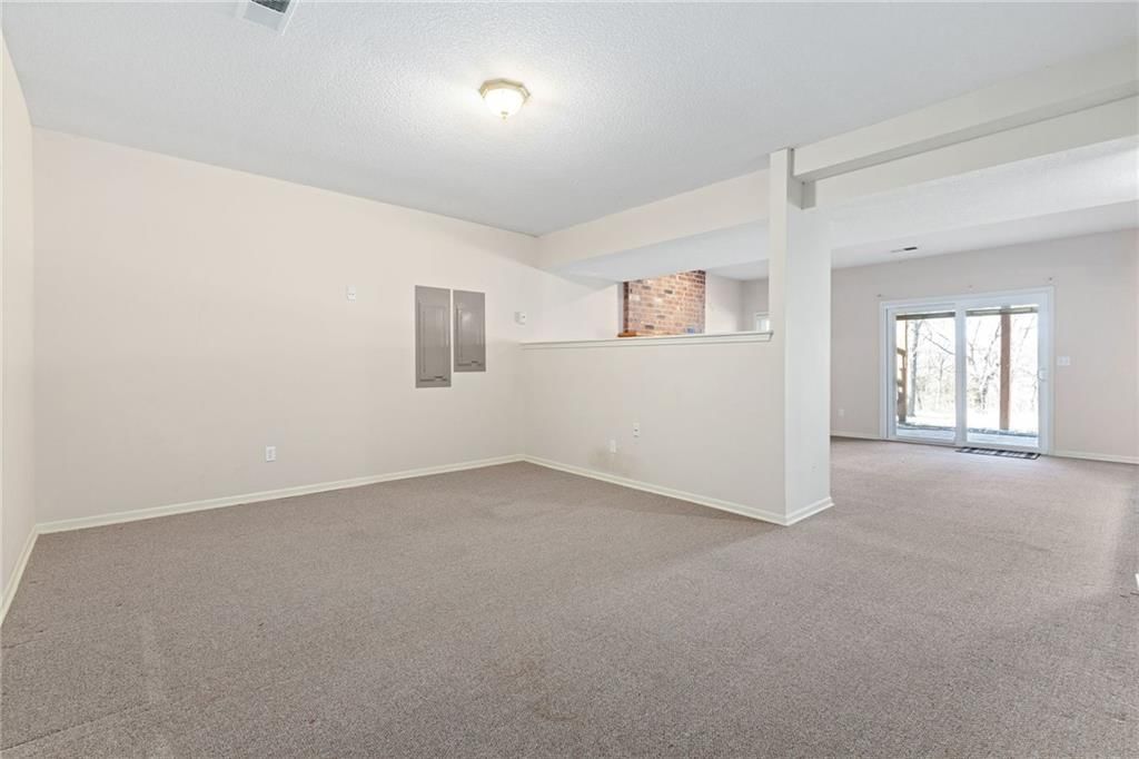 18130 Windsor Drive — photo 44