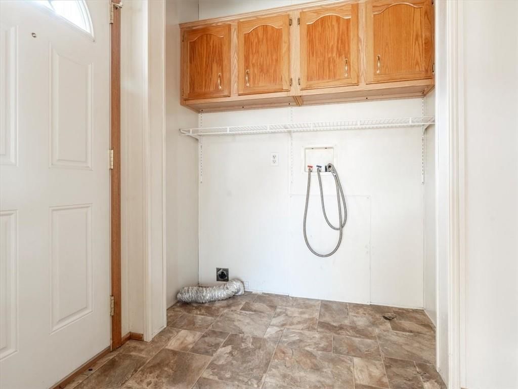 3926 Pickett Road — photo 10