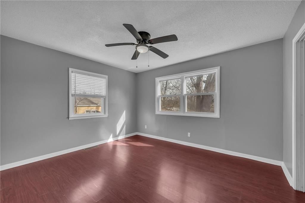 6407 E 149TH Street — photo 15