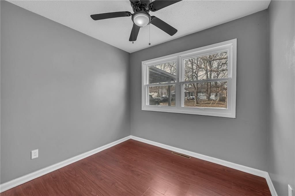 6407 E 149TH Street — photo 21