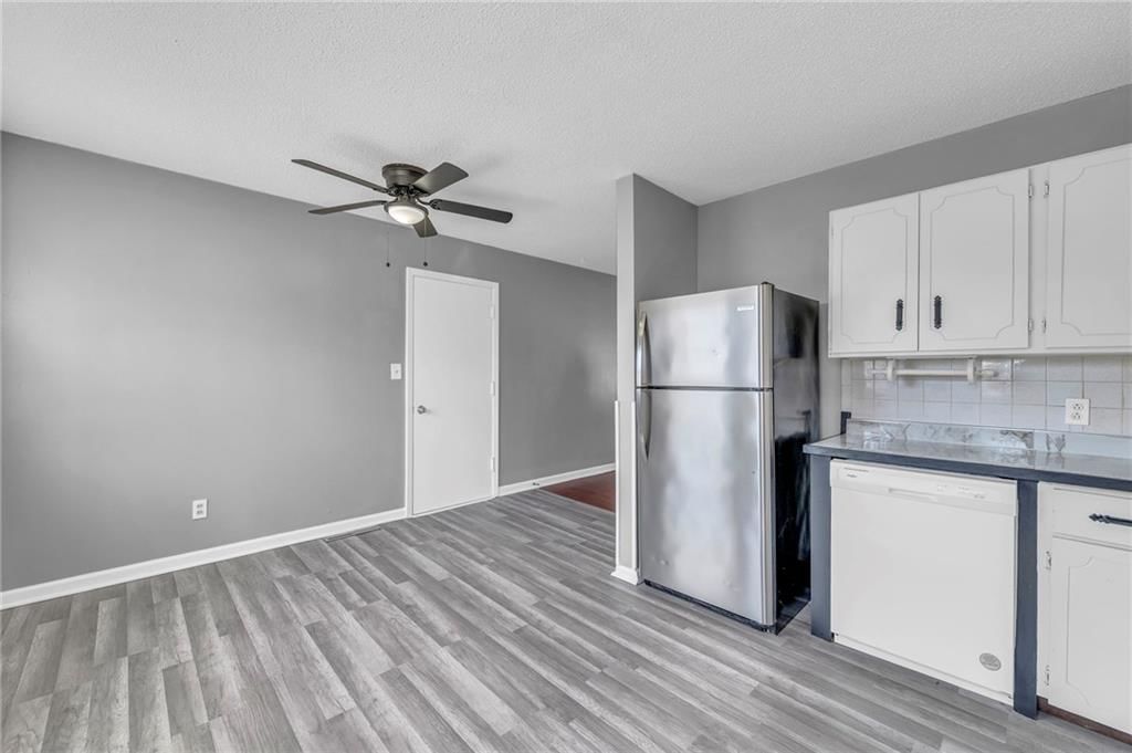 6407 E 149TH Street — photo 9