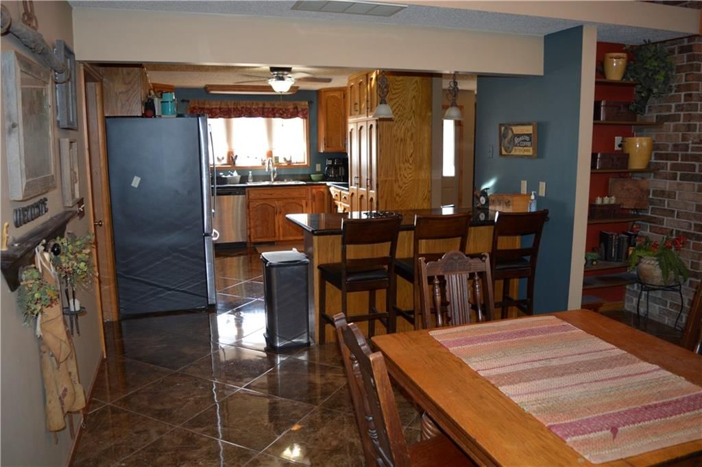 2594 Locust Road — photo 19