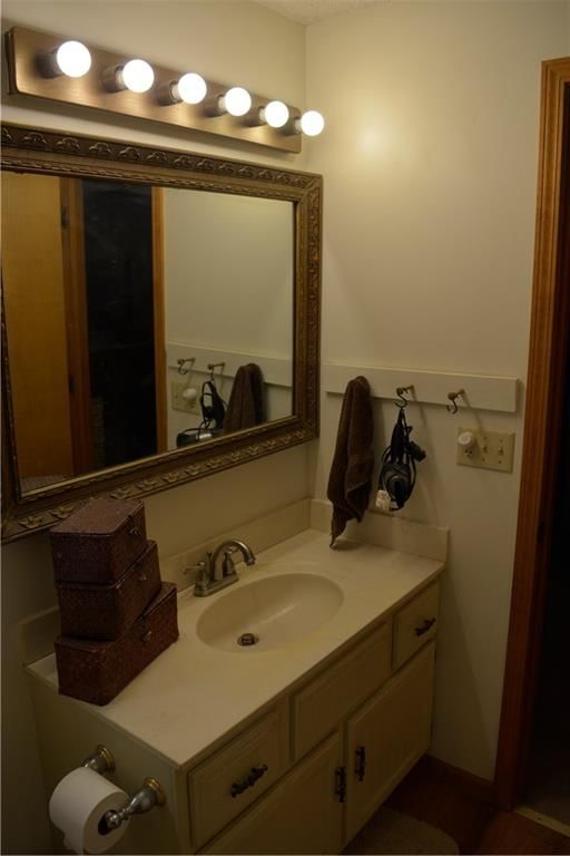 2594 Locust Road — photo 35