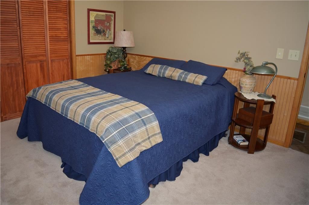 2594 Locust Road — photo 38