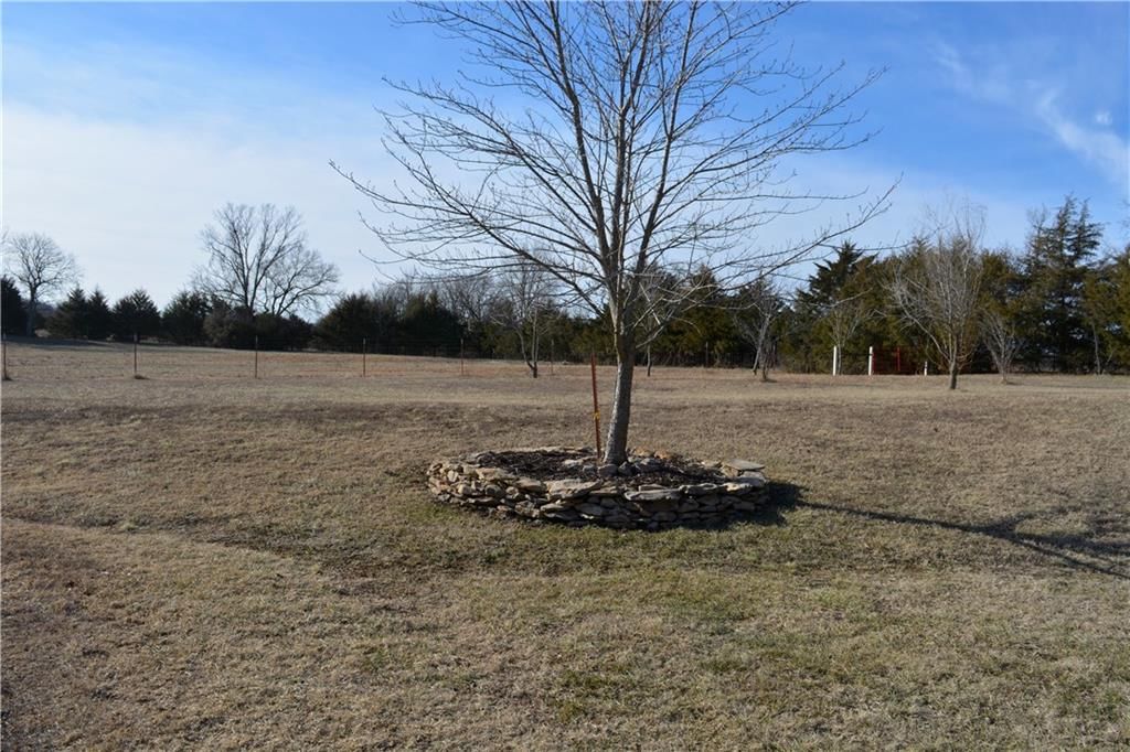 2594 Locust Road — photo 53