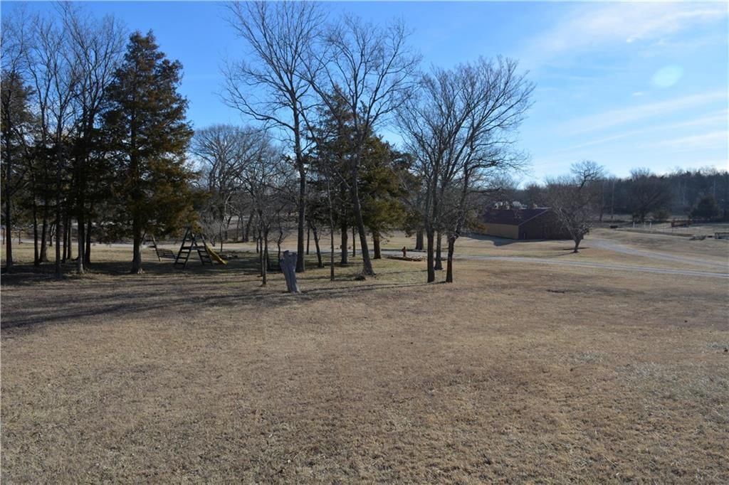 2594 Locust Road — photo 56