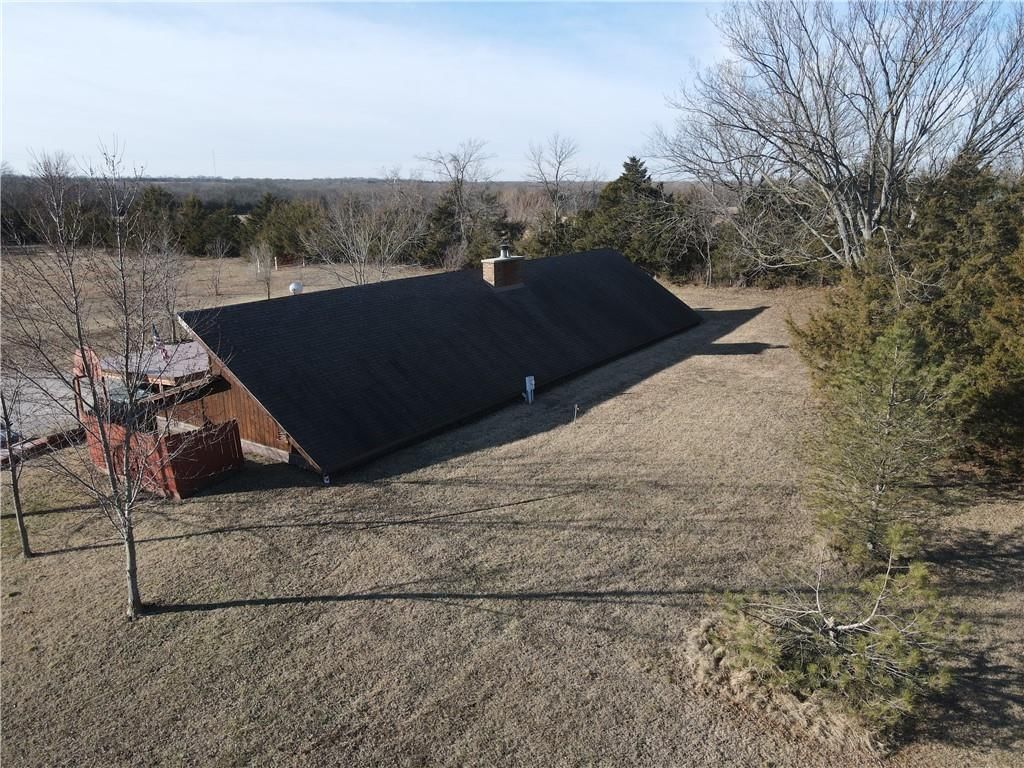 2594 Locust Road — photo 7