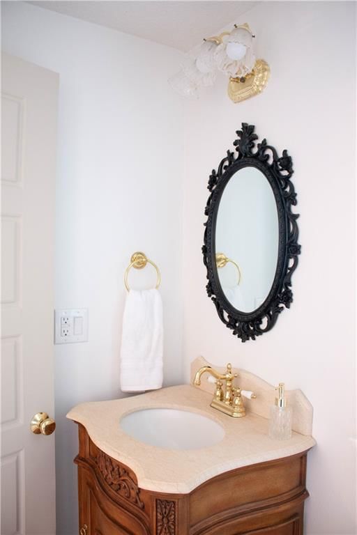 218 Askew Avenue — photo 17
