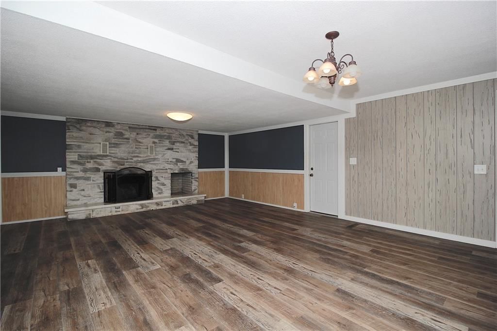 623 E Monroe Avenue — photo 11