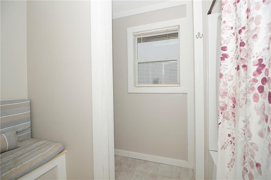 623 E Monroe Avenue — photo 24