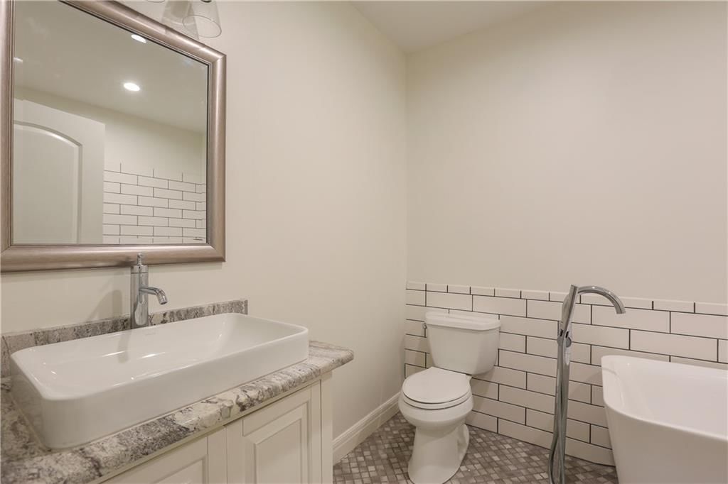 9609 NE 96th Terrace — photo 57