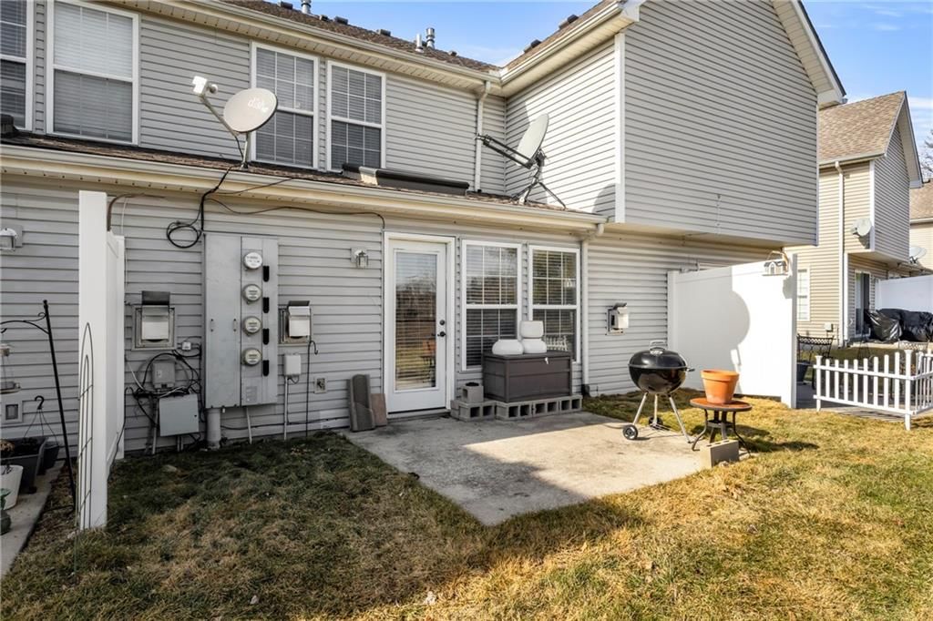 8041 N Lawn Avenue — photo 25