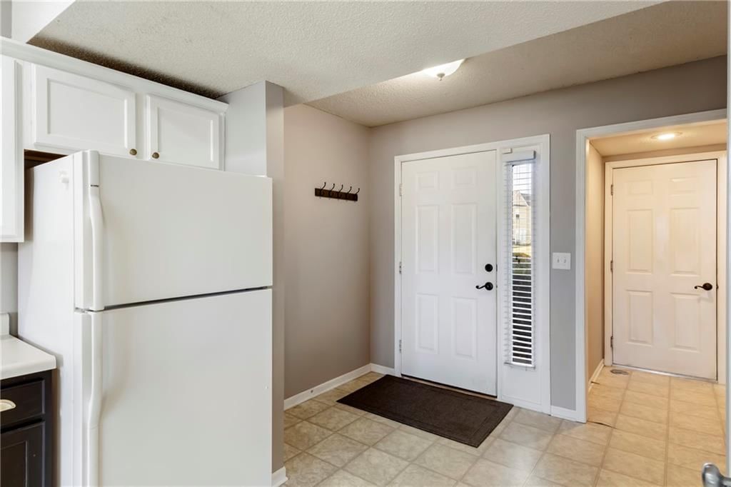 8041 N Lawn Avenue — photo 5