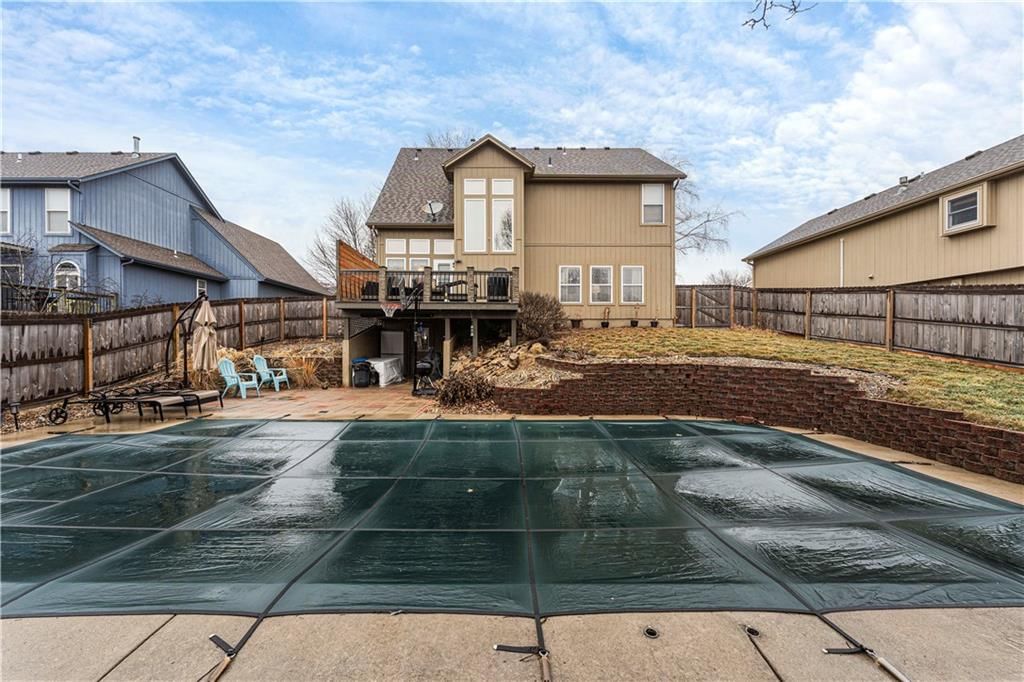 214 NE Paseo Place — photo 46