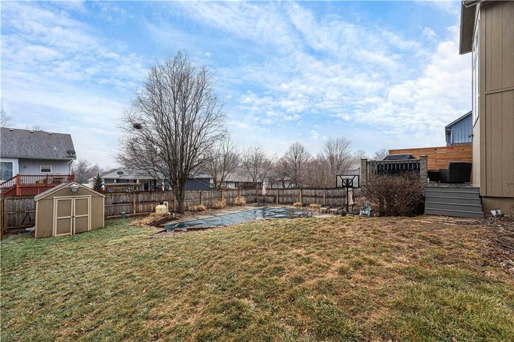 214 NE Paseo Place — photo 49