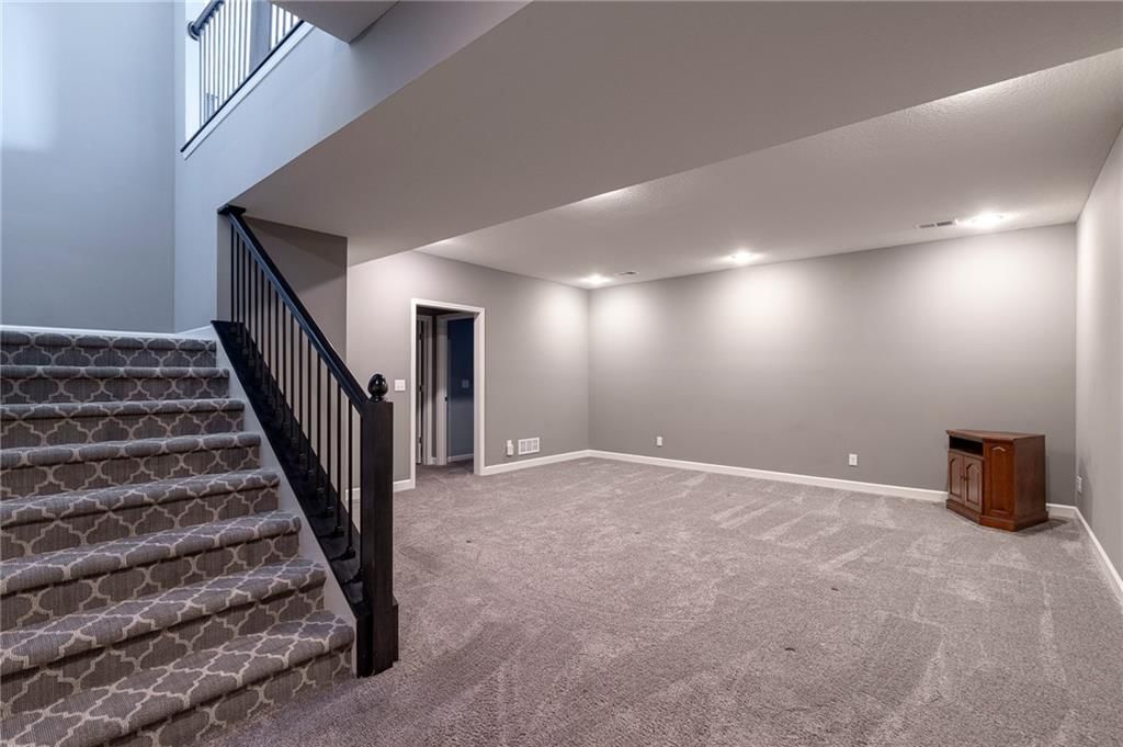 4423 SW Amethyst Drive — photo 34