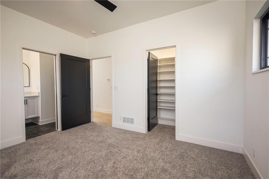 1025 SW Redbuck Circle — photo 32