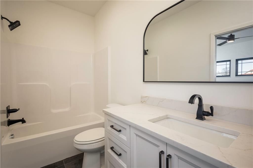 1025 SW Redbuck Circle — photo 33