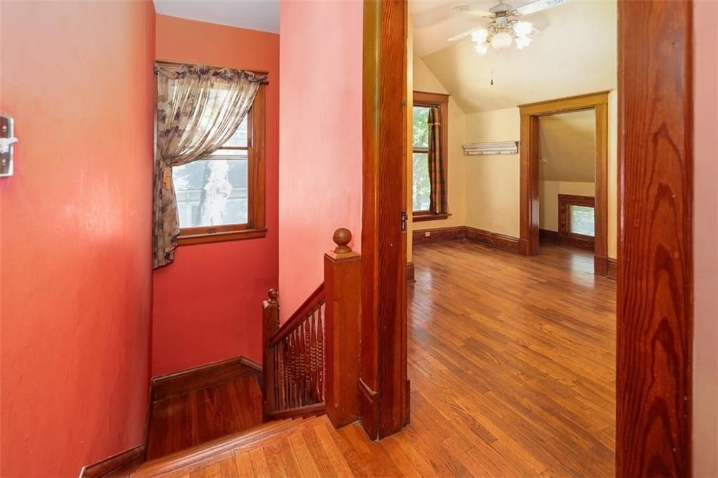 1611 Massachusetts Street — photo 19