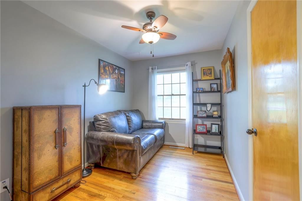 8920 Western Hills Drive — photo 16