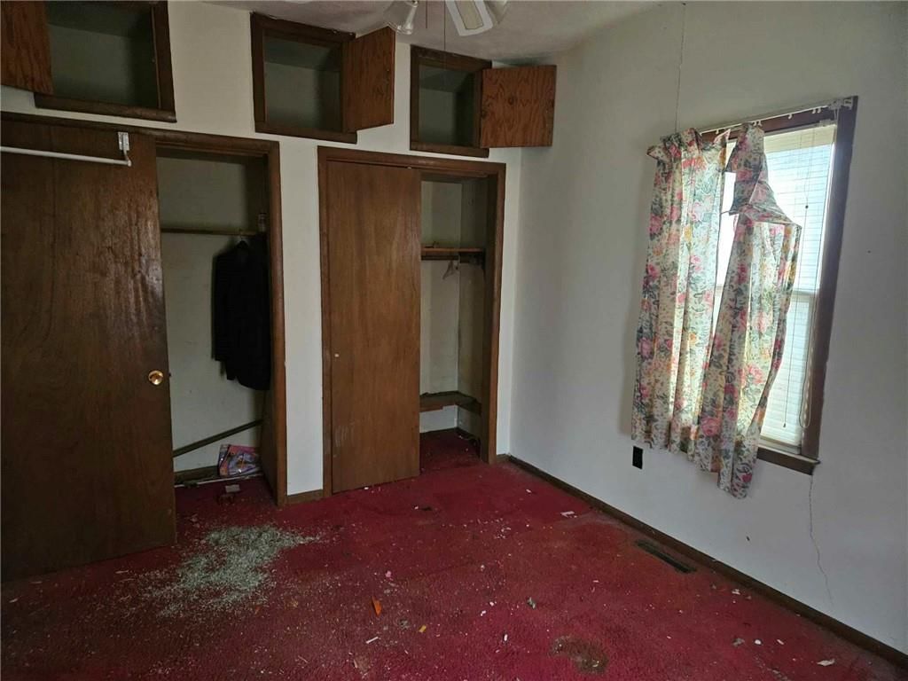 403 Oak Street — photo 13