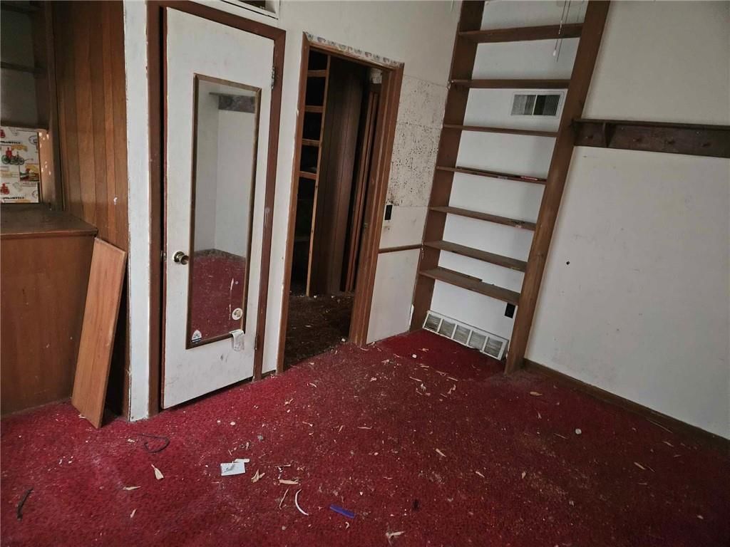 403 Oak Street — photo 14
