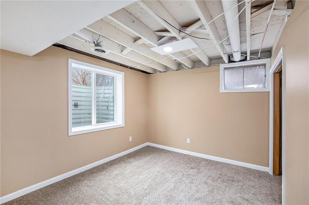 306 NE Corder Street — photo 22
