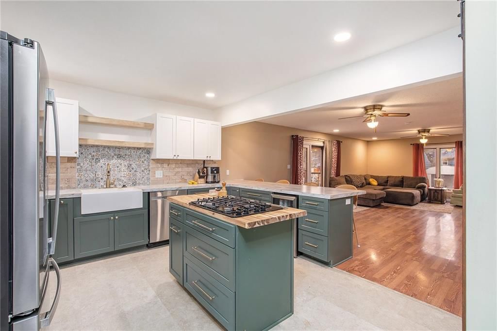 306 NE Corder Street — photo 10