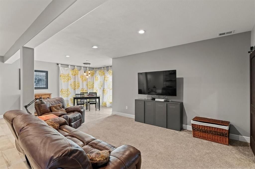 9619 NE 89th Street — photo 29