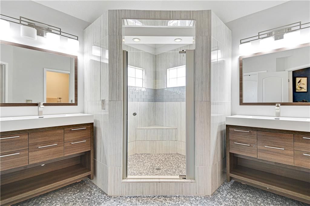 2321 SW Waterfall Drive — photo 25