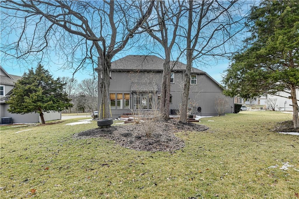 2321 SW Waterfall Drive — photo 36