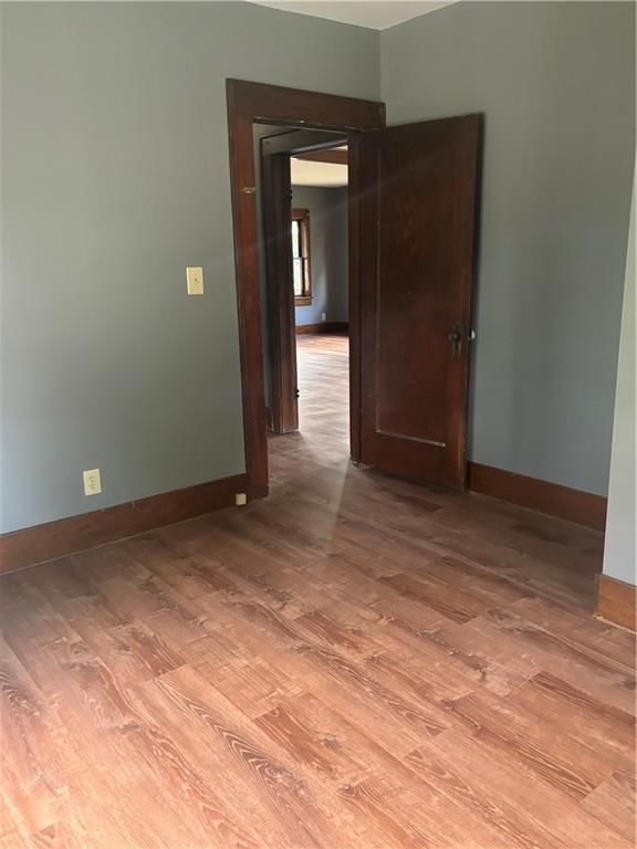 119 E 2nd Street — photo 32