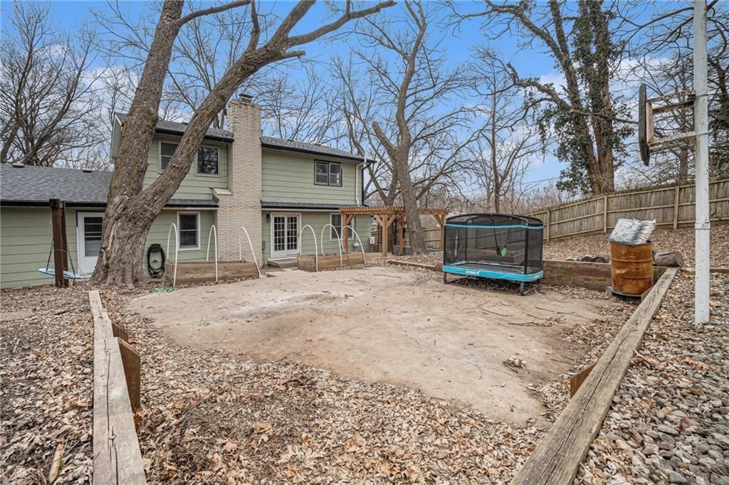 638 N Fairview Avenue — photo 35