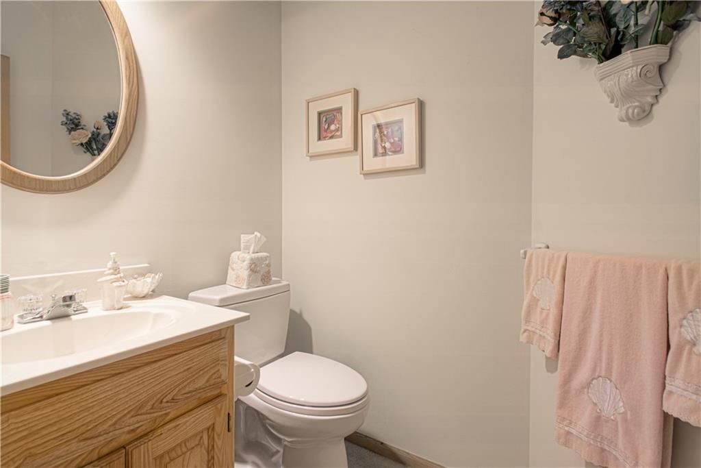 13173 England Street — photo 26