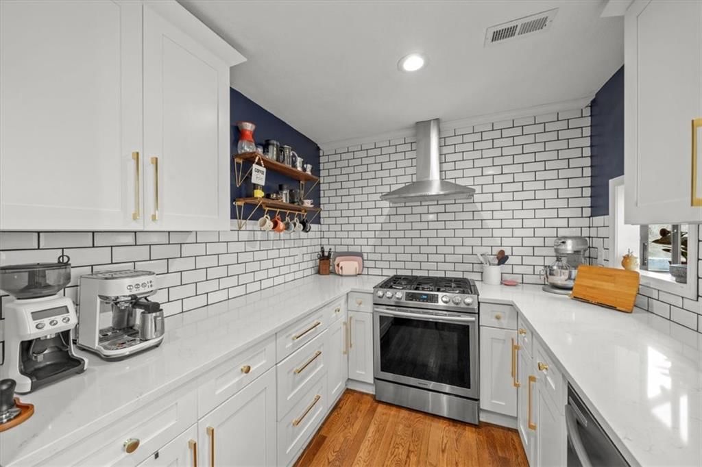 2944 S 8th Terrace — photo 9