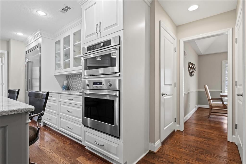 8998 Rosewood Drive — photo 15