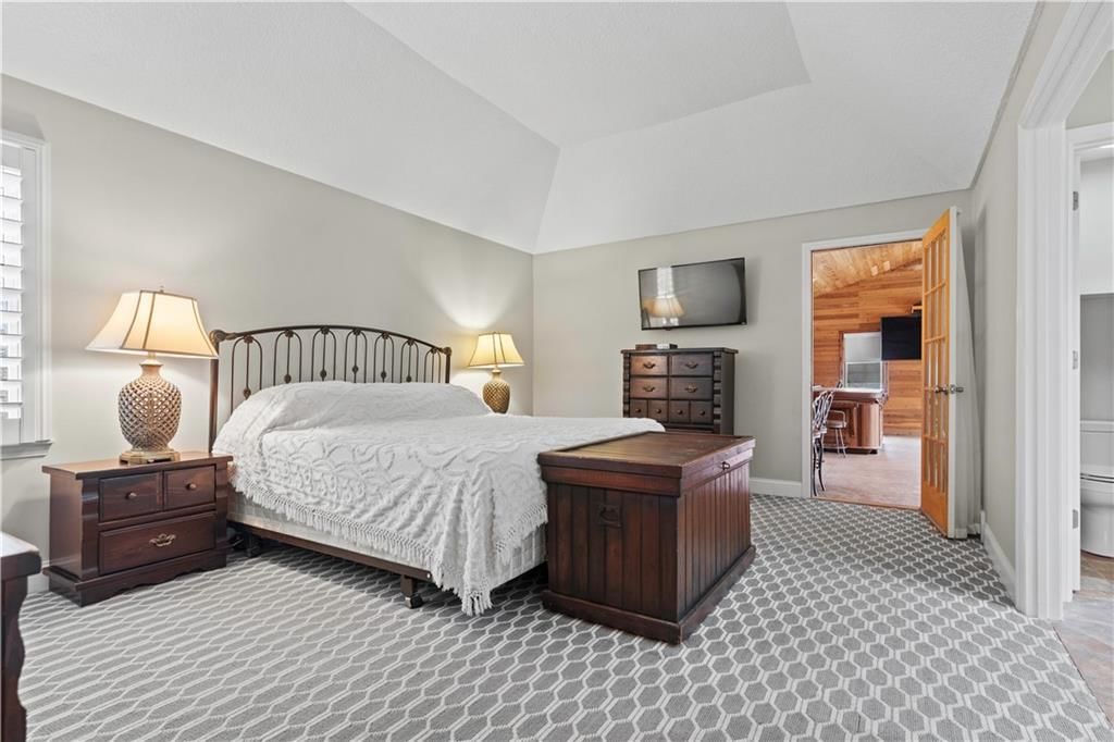8998 Rosewood Drive — photo 17