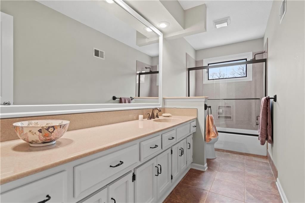 8998 Rosewood Drive — photo 32