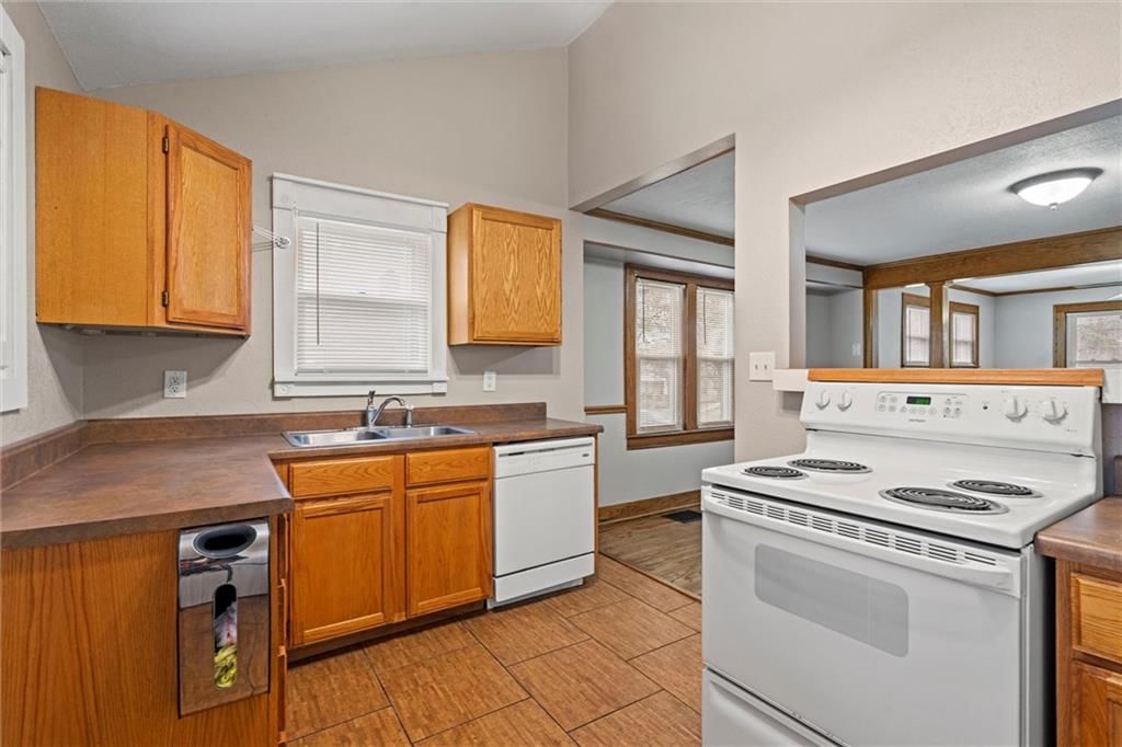 815 S Crysler Avenue — photo 15