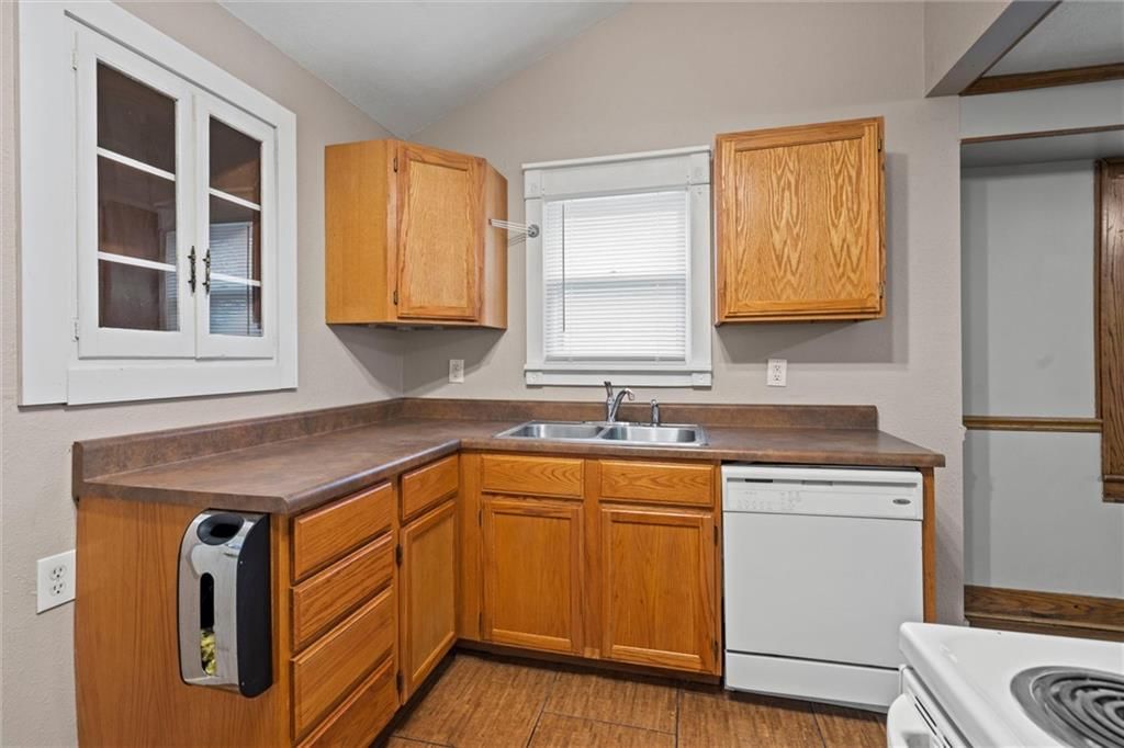 815 S Crysler Avenue — photo 16